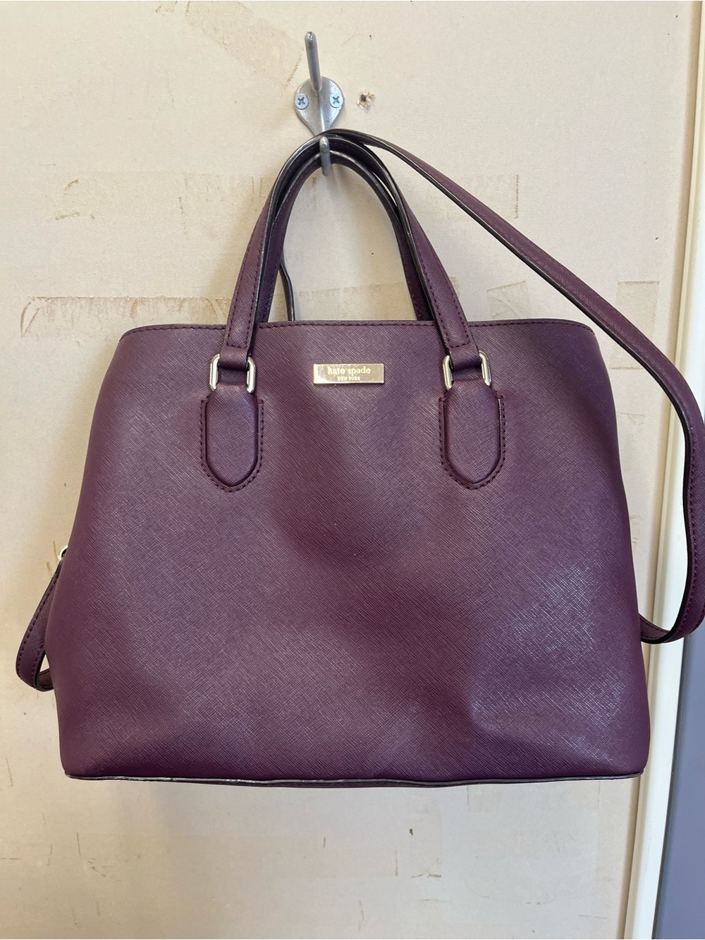 kate spade Plum Leather Shoulder Bag with Adjustable Strap euc